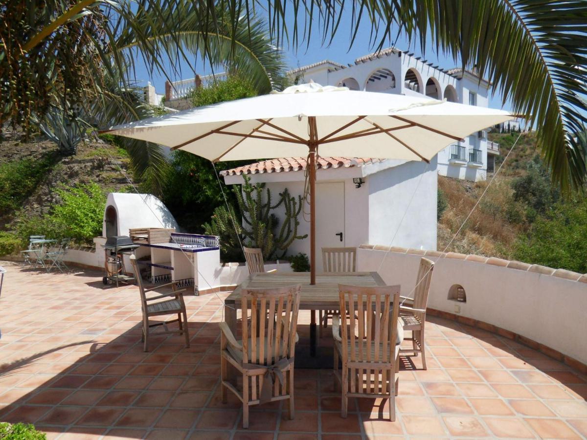 Villa Perla Blanca Sayalonga Ngoại thất bức ảnh