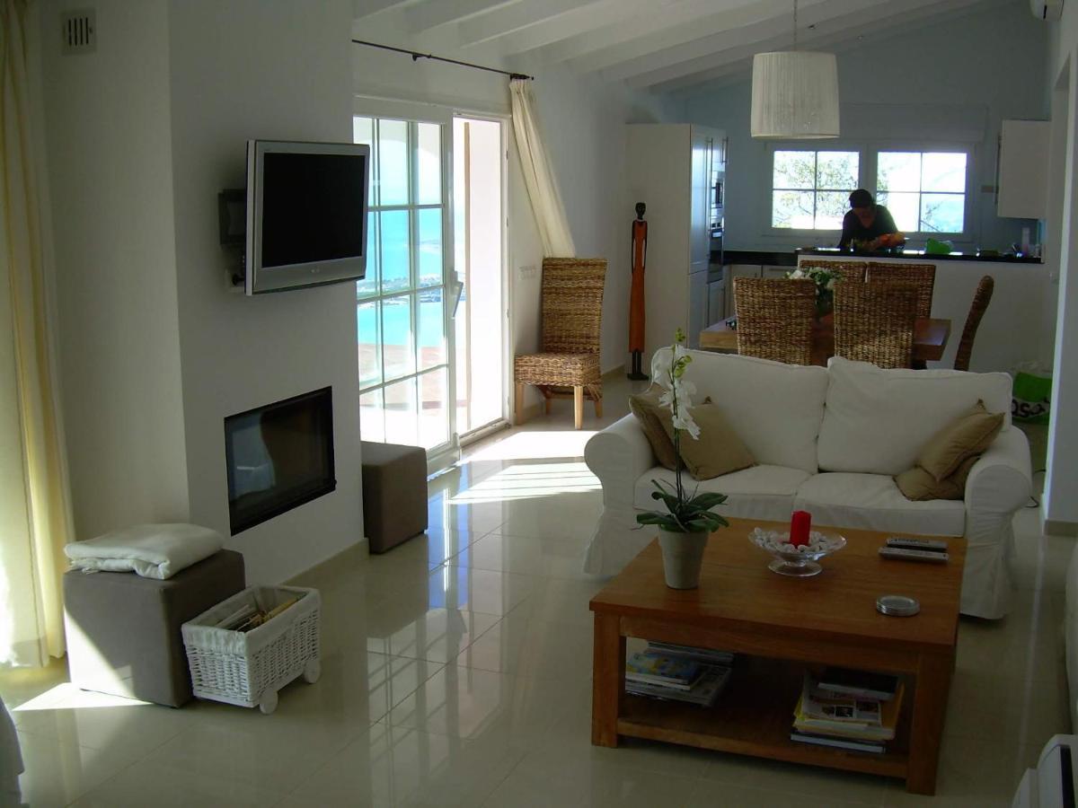 Villa Perla Blanca Sayalonga Ngoại thất bức ảnh