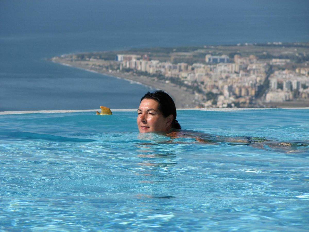 Villa Perla Blanca Sayalonga Ngoại thất bức ảnh